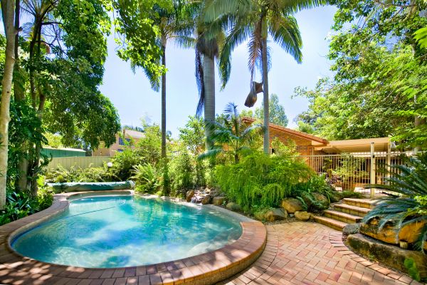 Pool Patio Paving in Royal Oak